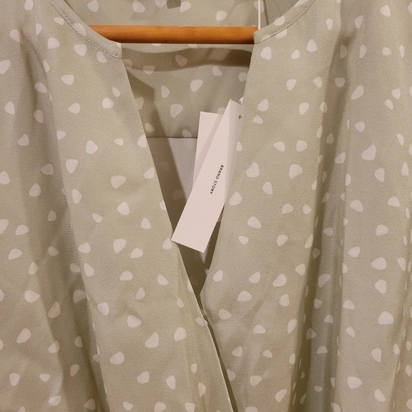 Vince Abstract Dot Silk Blend Blouse M - Picture 12 of 12